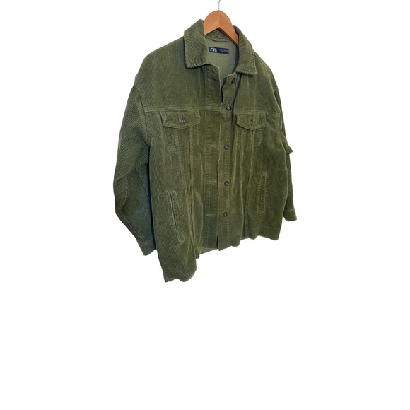 Zara Olive Corduroy button up shirt jacket  with raw edges size extra small - Picture 2 of 6